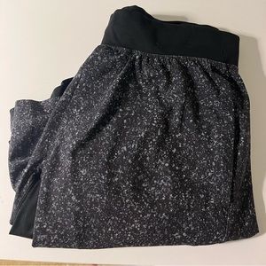 Lululemon THE Short 9” *Luxtreme Liner(similar to biker shorts)